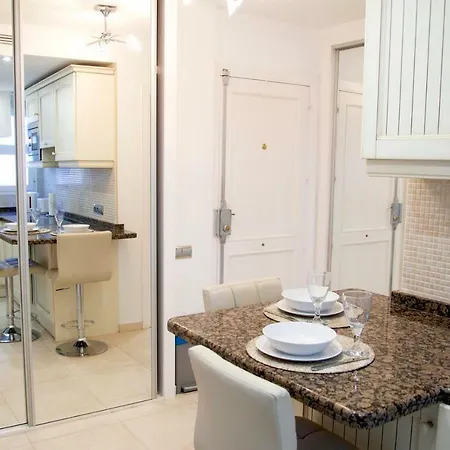 Luxury 1 Bedroom Next To The Casino